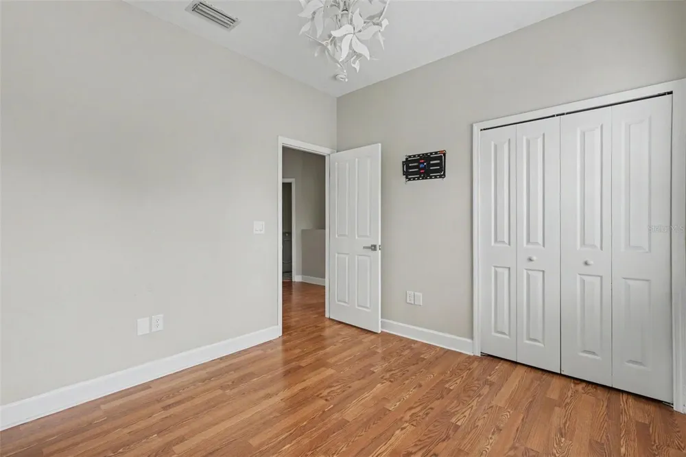10111 HAYFIELD WAY Tampa, FL 33626