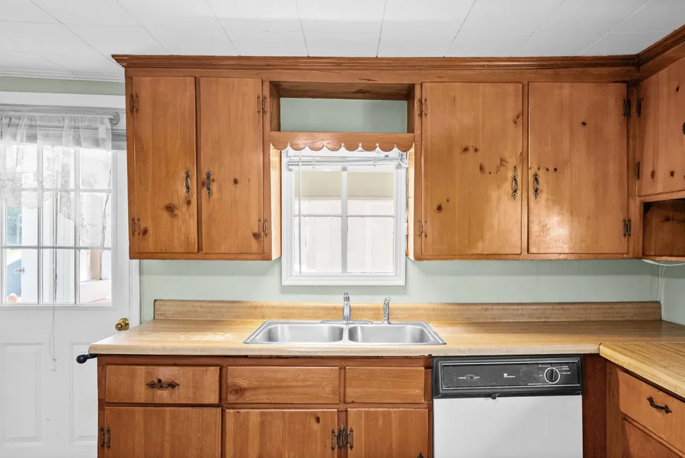 1705 Highway 120 Big Rock, TN 37023