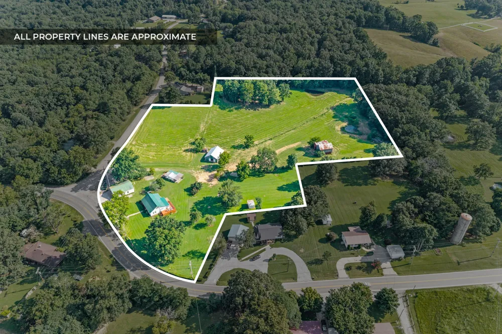 1705 Highway 120 Big Rock, TN 37023
