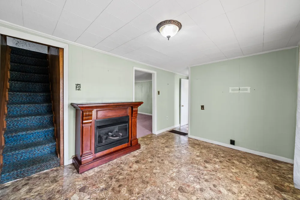 1705 Highway 120 Big Rock, TN 37023