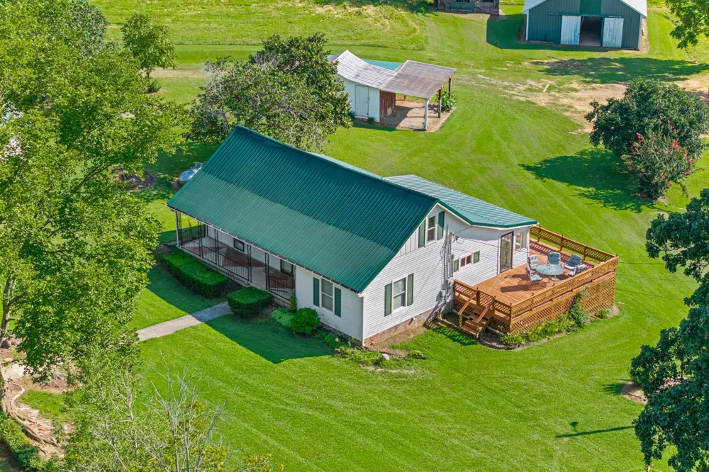 1705 Highway 120 Big Rock, TN 37023