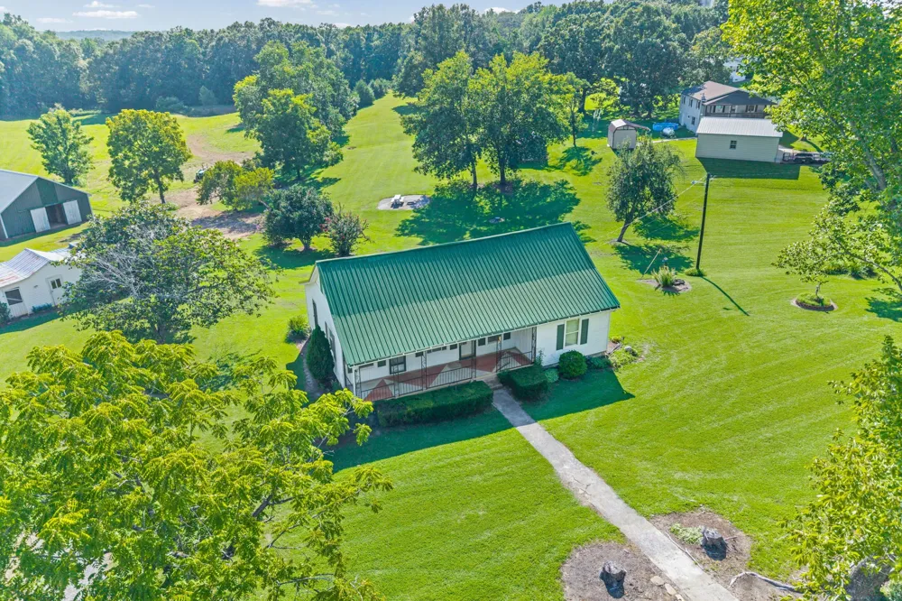 1705 Highway 120 Big Rock, TN 37023