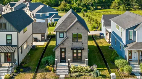 11495 Langton Walk