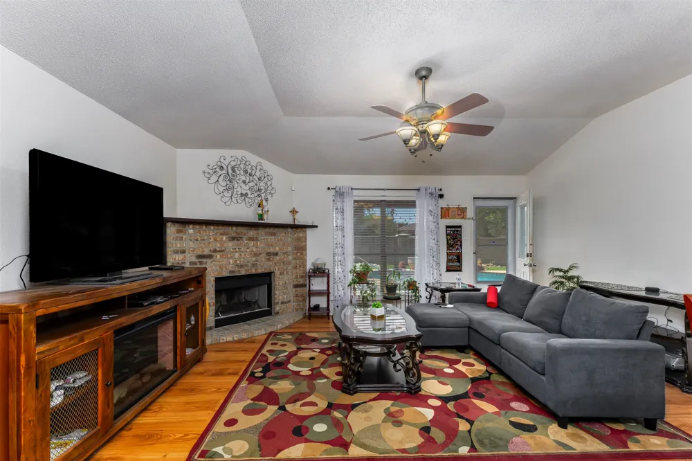 8736 Trinity Vista Trail Fort Worth, TX 76053