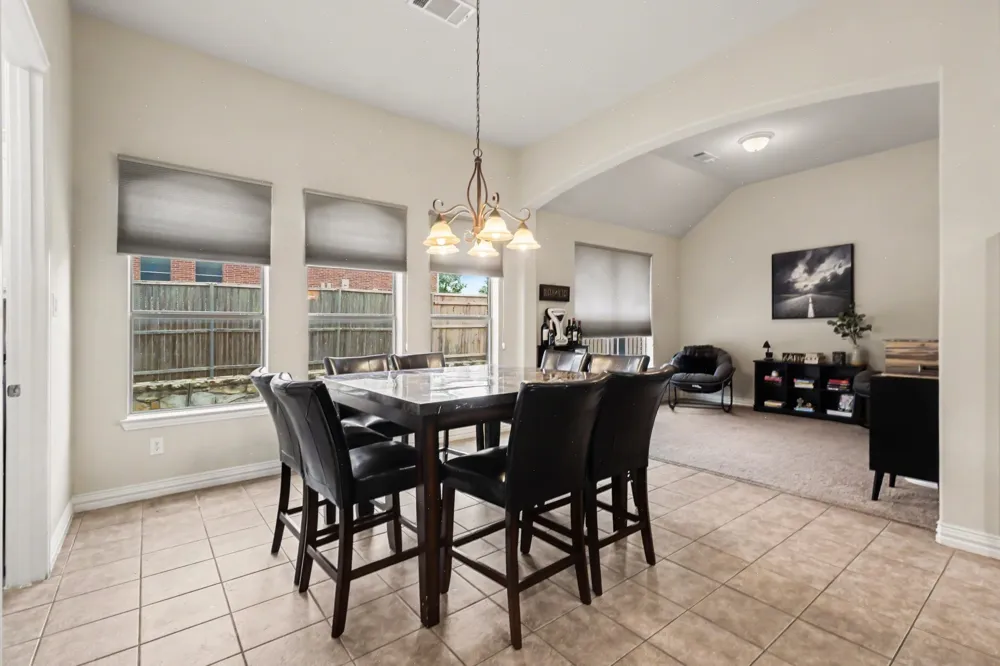393 Bayhill Drive Sunnyvale, TX 75182