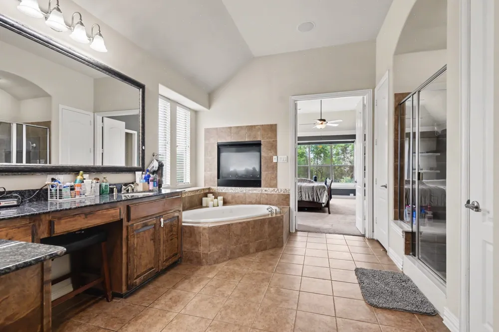 393 Bayhill Drive Sunnyvale, TX 75182
