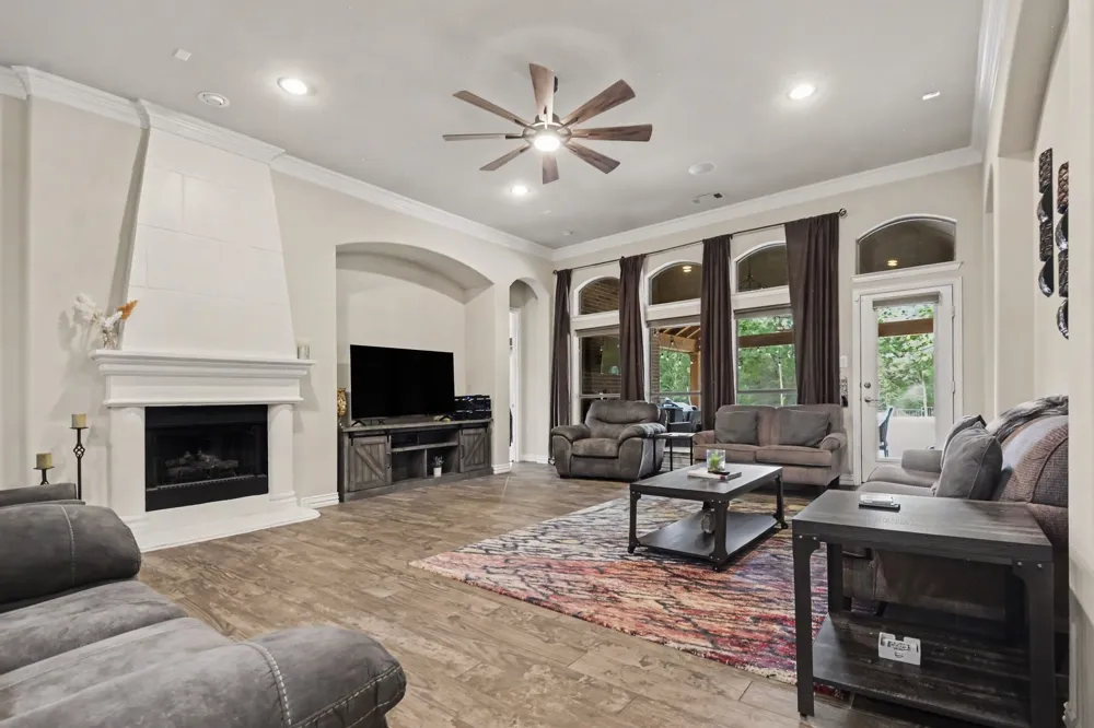 393 Bayhill Drive Sunnyvale, TX 75182