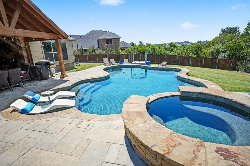 393 Bayhill Drive Sunnyvale, TX 75182
