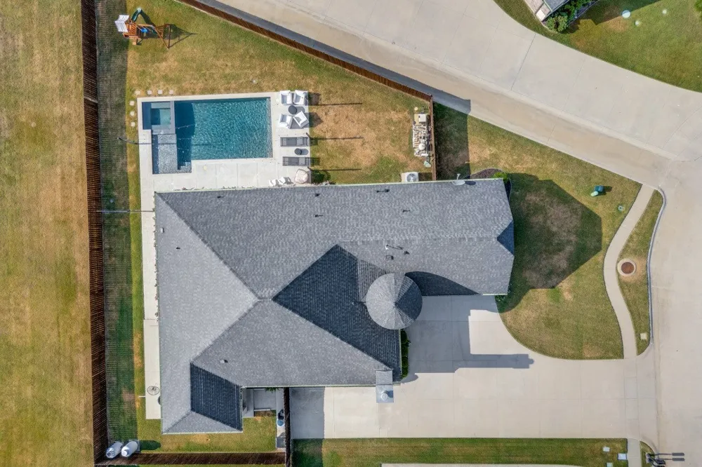 551 Chandler Court Pilot Point, TX 76258