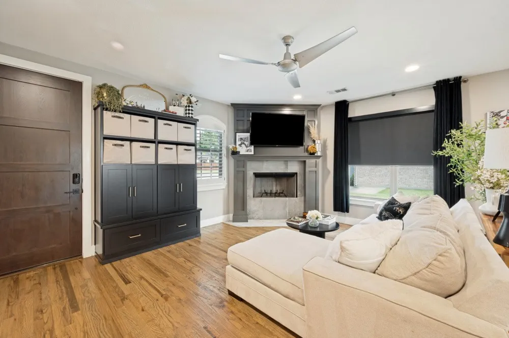 551 Chandler Court Pilot Point, TX 76258