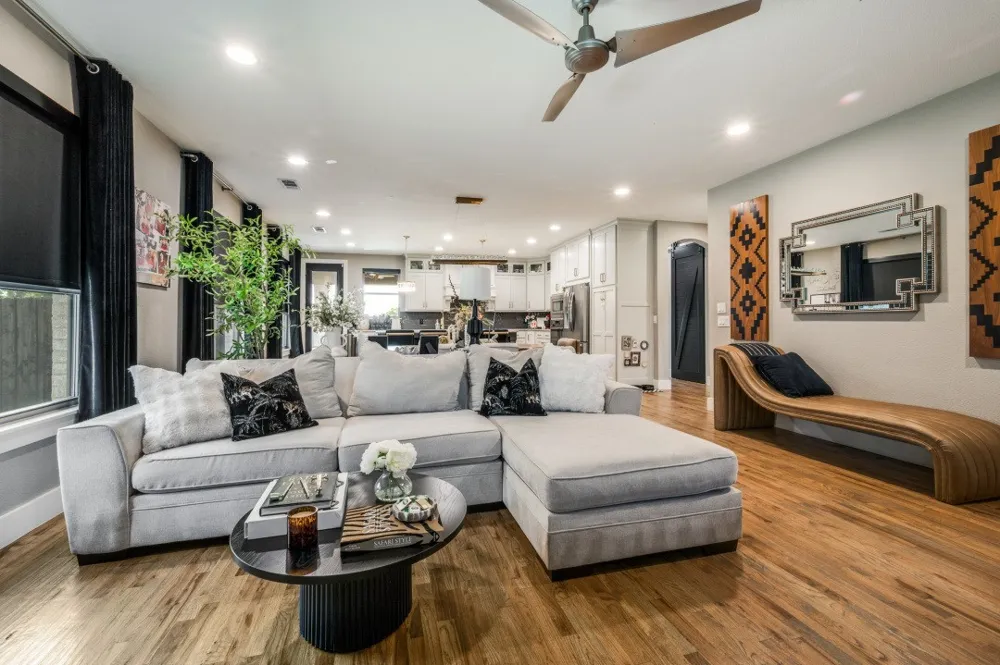 551 Chandler Court Pilot Point, TX 76258