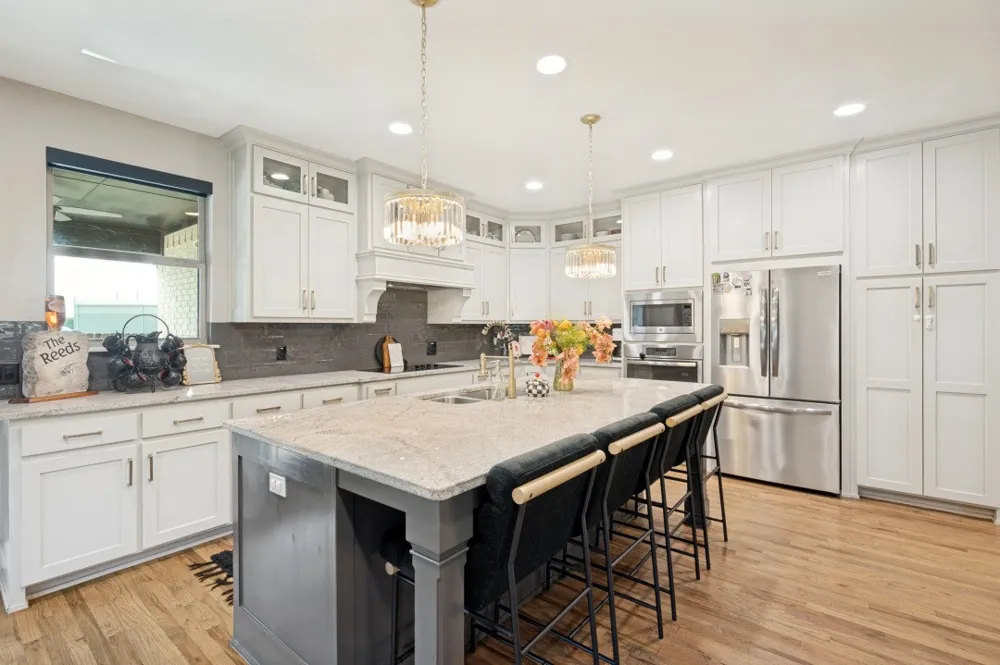 551 Chandler Court Pilot Point, TX 76258