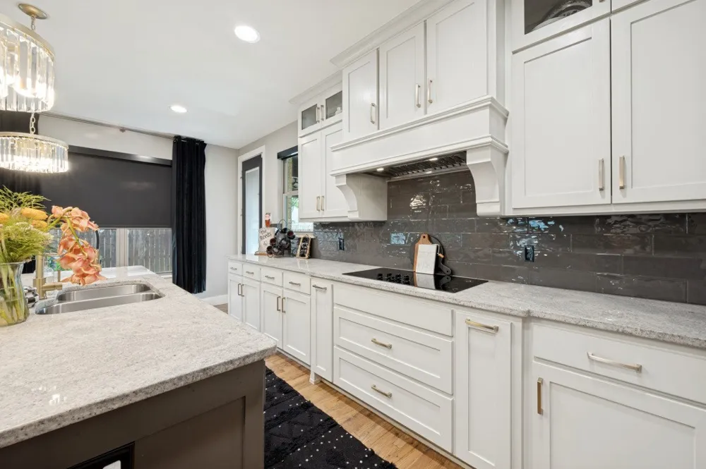 551 Chandler Court Pilot Point, TX 76258
