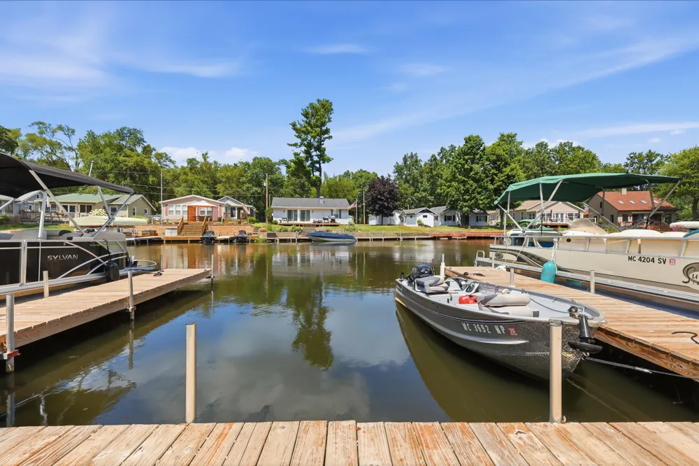 12932 Hazel Drive Wayland, MI 49348