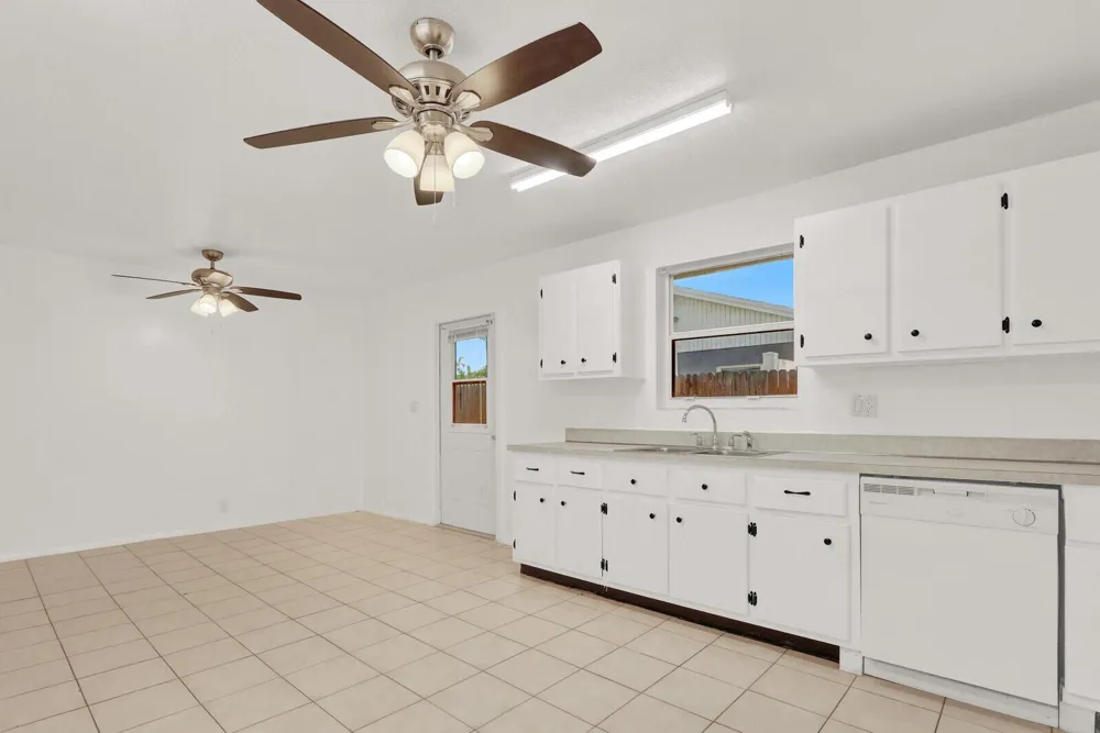 357 Garden Boulevard Palm Beach Gardens, FL 33410