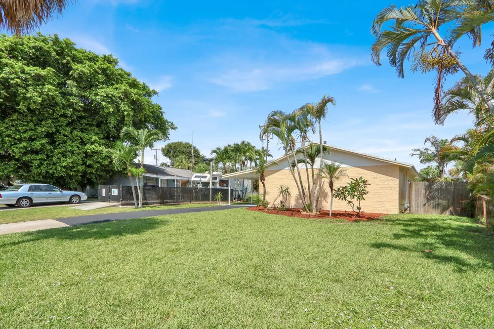 357 Garden Boulevard Palm Beach Gardens, FL 33410