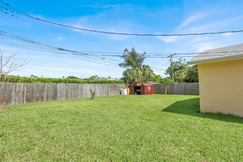 357 Garden Boulevard Palm Beach Gardens, FL 33410
