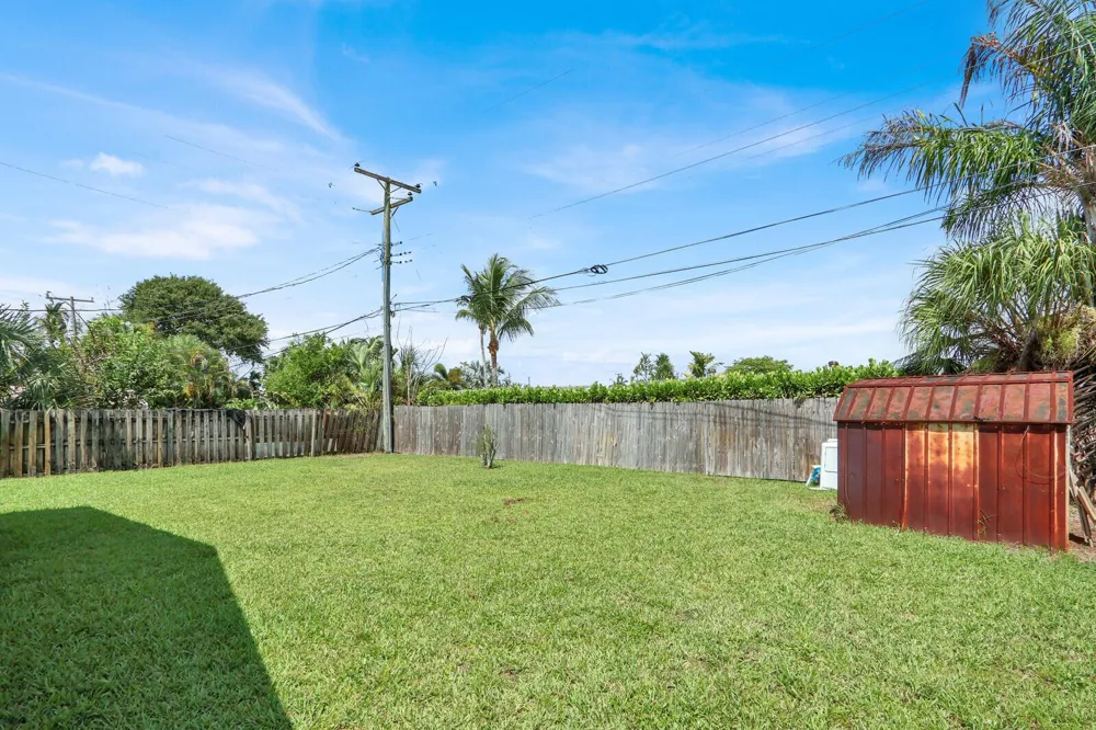 357 Garden Boulevard Palm Beach Gardens, FL 33410