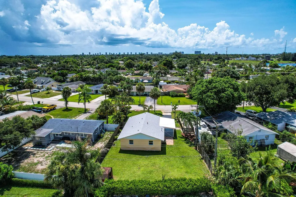 357 Garden Boulevard Palm Beach Gardens, FL 33410