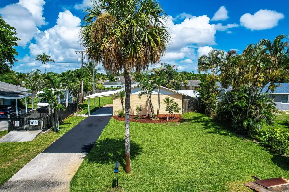 357 Garden Boulevard Palm Beach Gardens, FL 33410