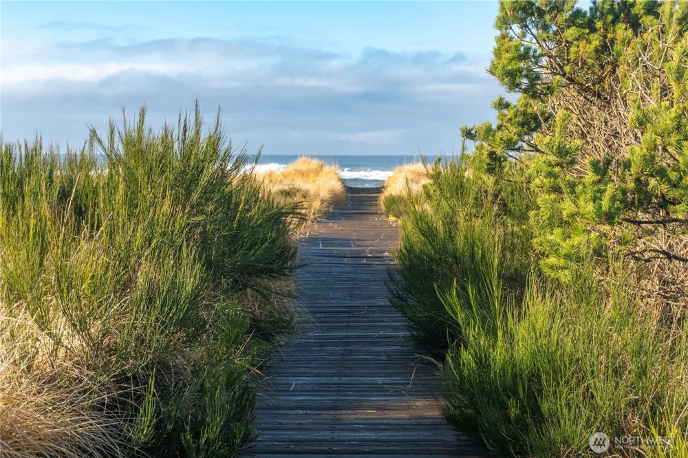 1401 S Cohasset Crest Westport, WA 98595