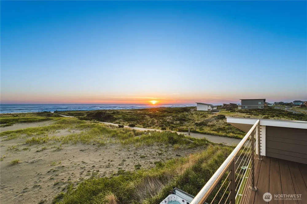 1401 S Cohasset Crest Westport, WA 98595