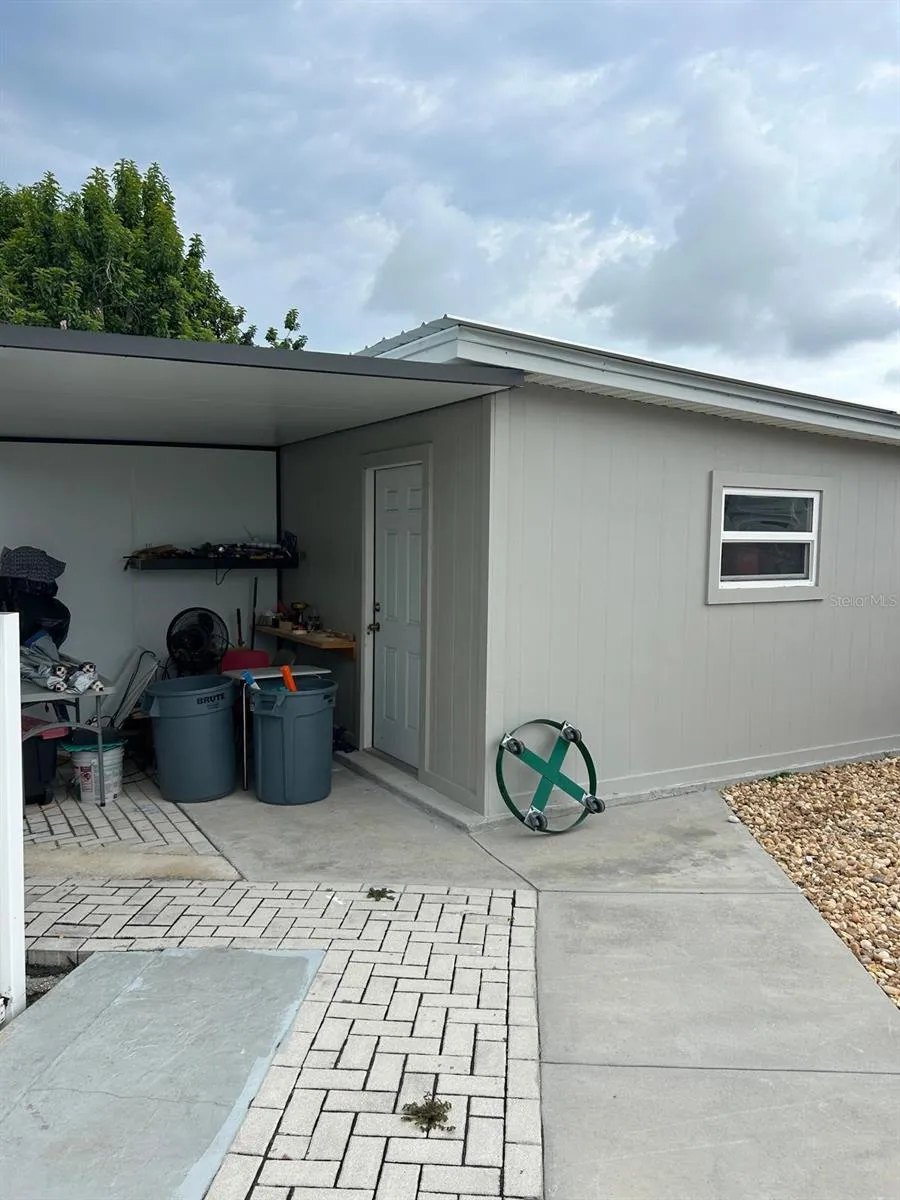 6503 DOVEWOOD PLACE Tampa, FL 33634