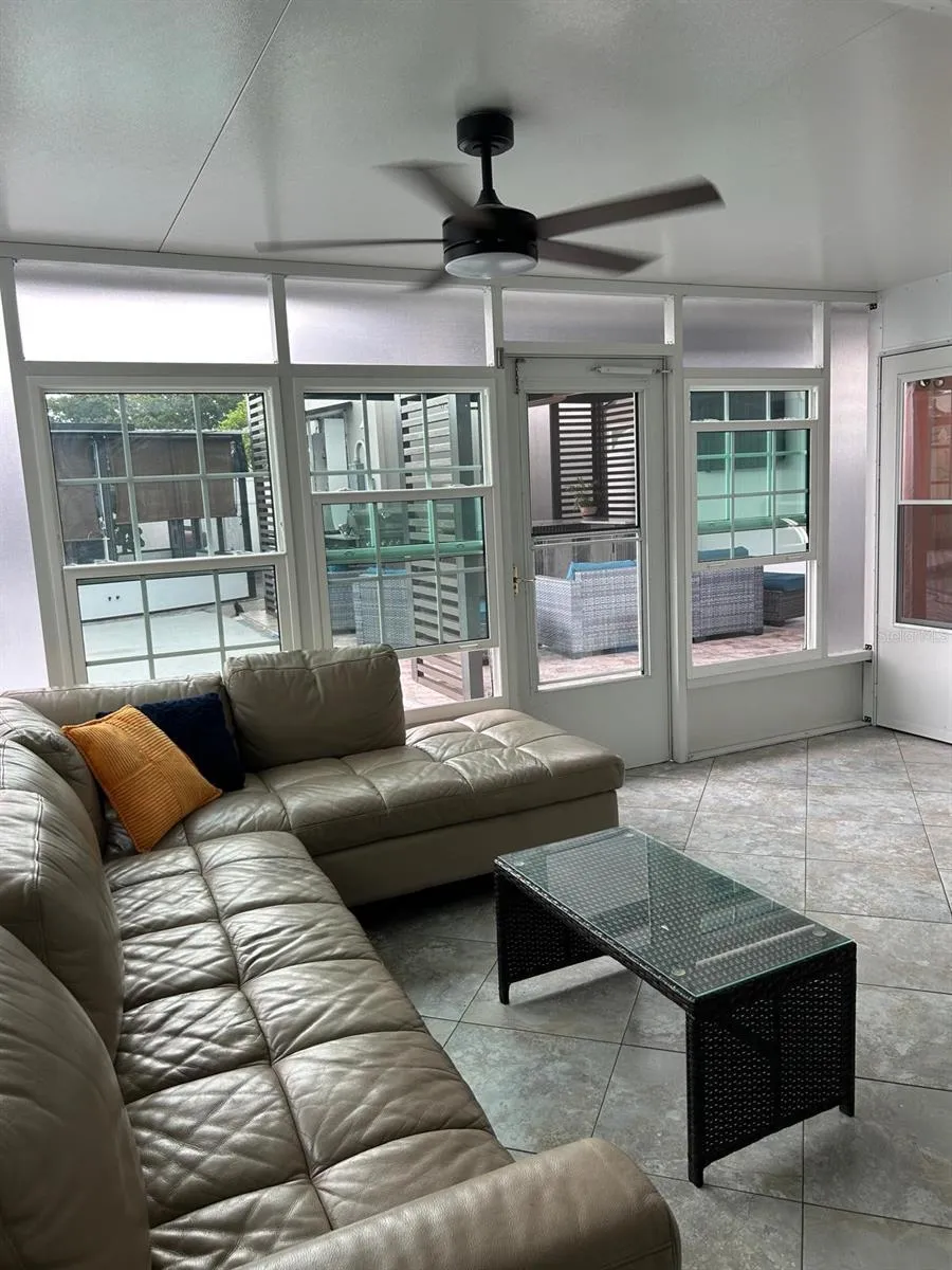 6503 DOVEWOOD PLACE Tampa, FL 33634