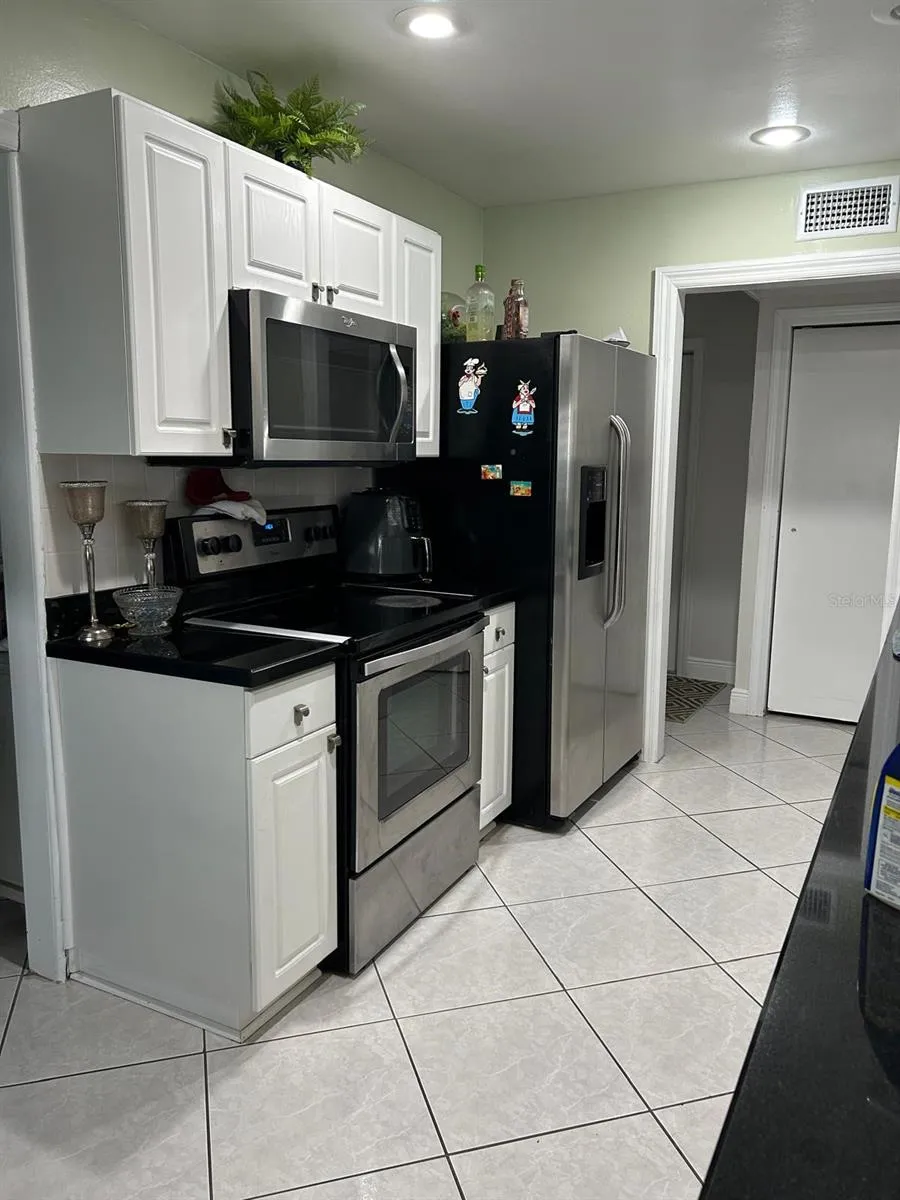 6503 DOVEWOOD PLACE Tampa, FL 33634