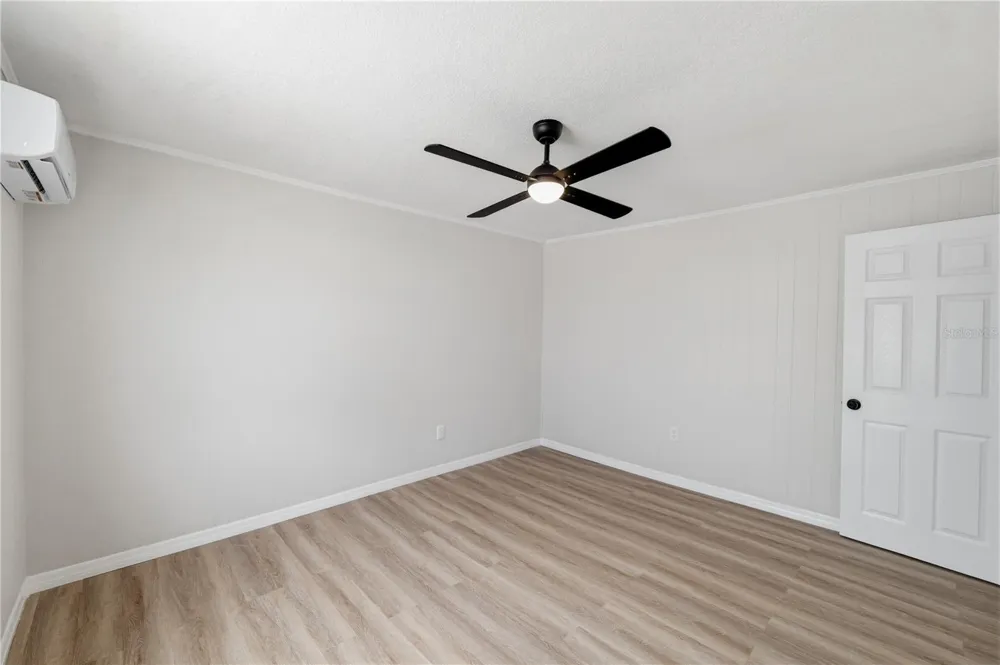 3923 W FLORA STREET Tampa, FL 33614