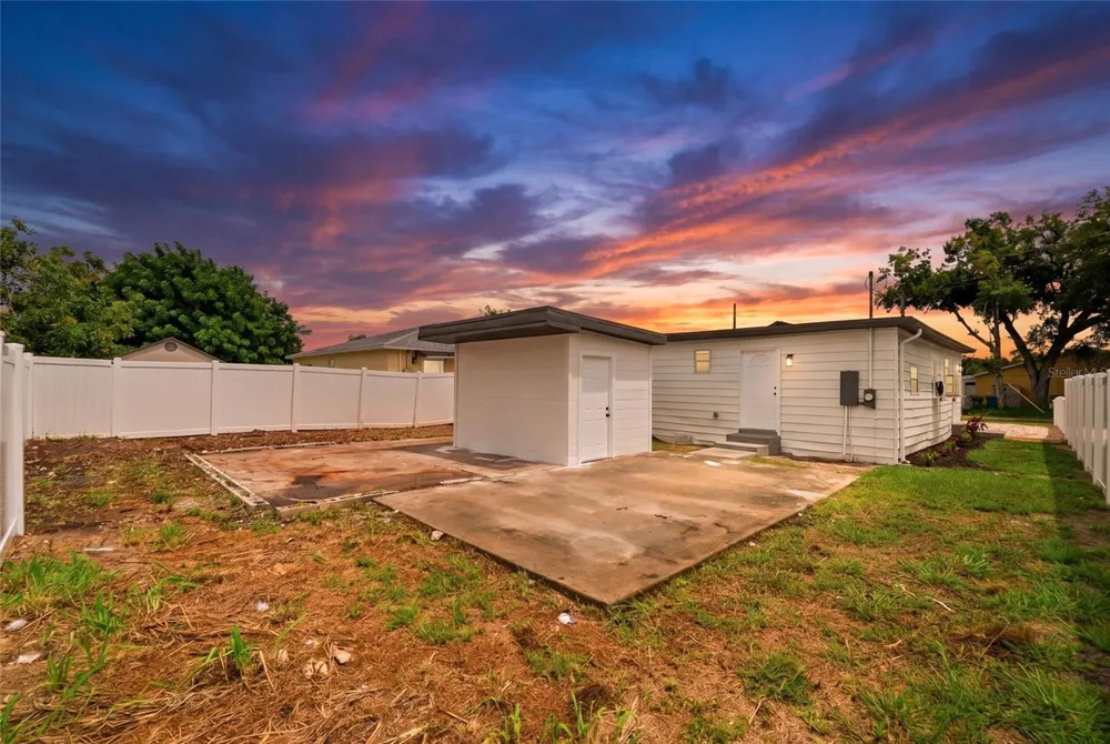 3923 W FLORA STREET Tampa, FL 33614