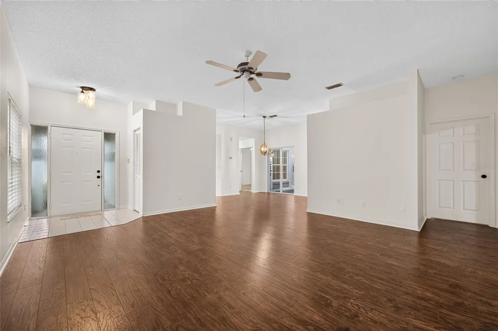 11206 PURPLE PLUM COURT Orlando, FL 32821