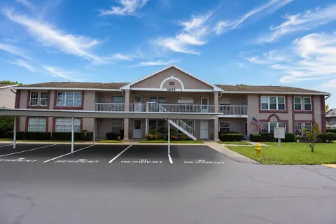 4908 MYRTLE OAK DRIVE #12