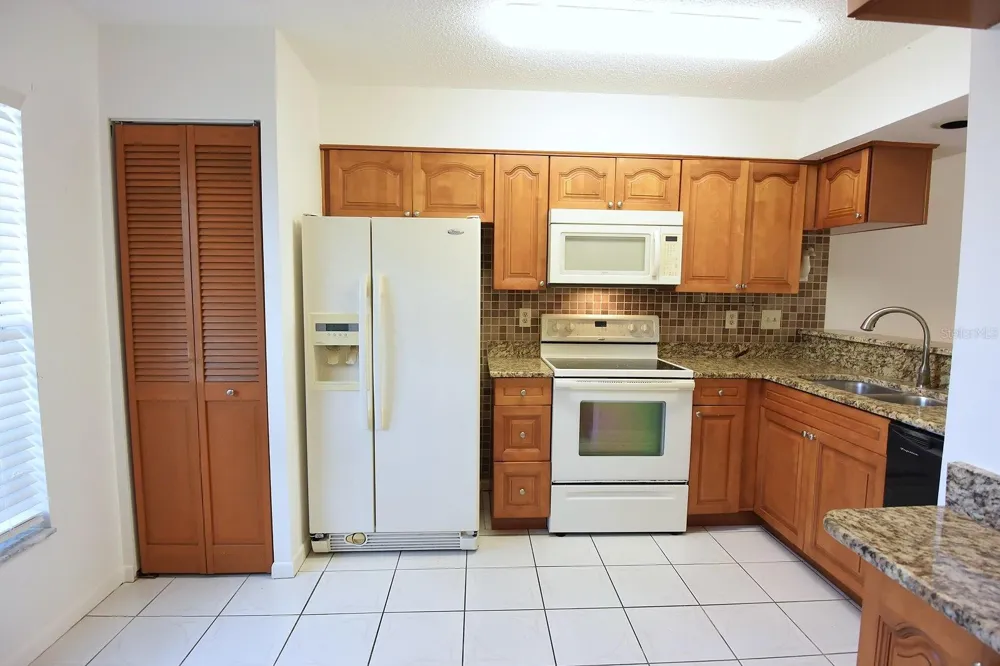 4908 MYRTLE OAK DRIVE #12 New Port Richey, FL 34653