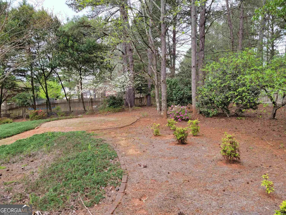 225 Lockmeade WAY Fayetteville, GA 30215