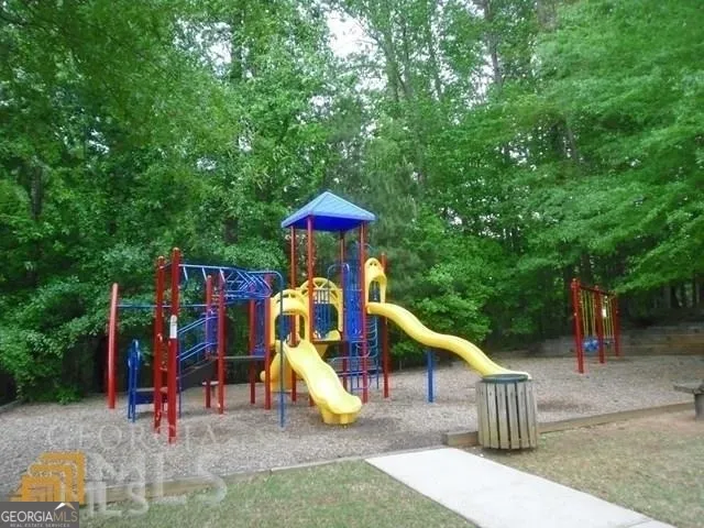 225 Lockmeade WAY Fayetteville, GA 30215