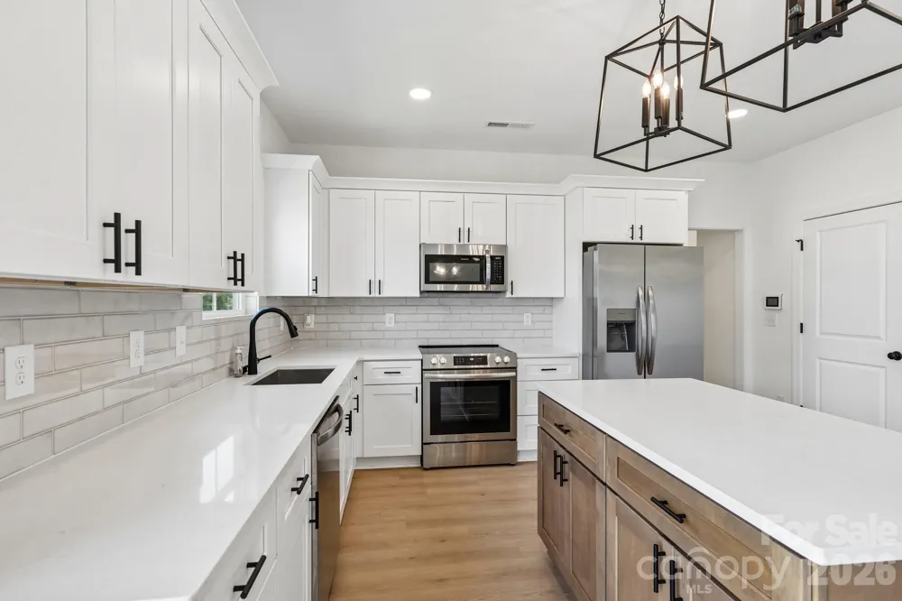 3045 Swallowtail Lane Kannapolis, NC 28083