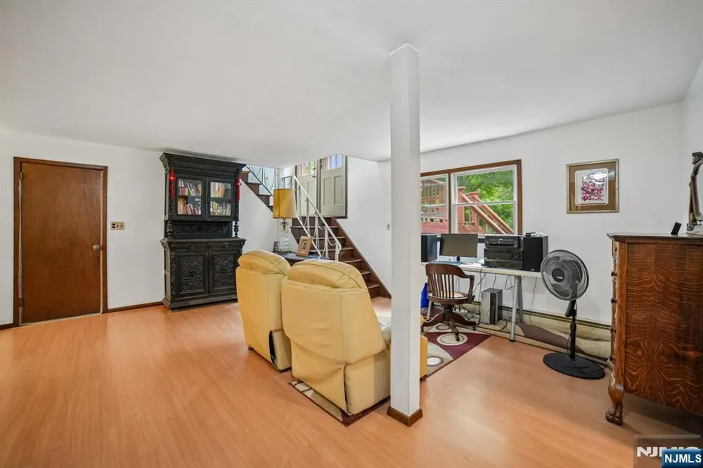 249 Knickerbocker Road Englewood, NJ 07631