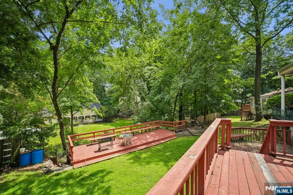 249 Knickerbocker Road Englewood, NJ 07631