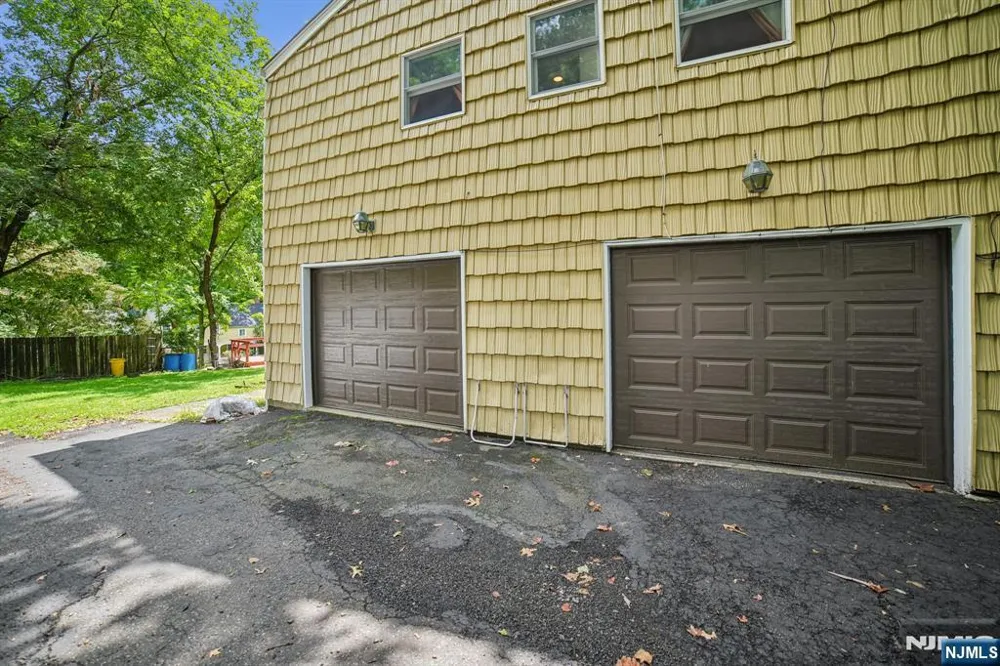 249 Knickerbocker Road Englewood, NJ 07631