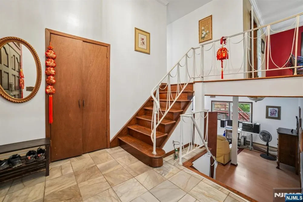 249 Knickerbocker Road Englewood, NJ 07631