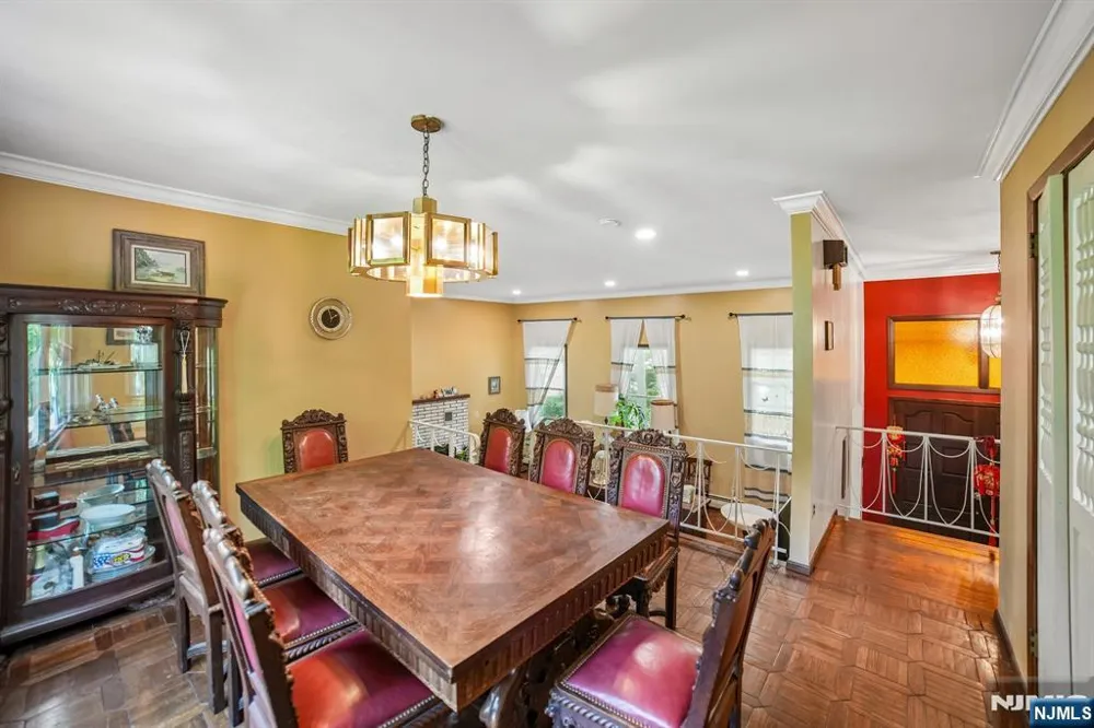 249 Knickerbocker Road Englewood, NJ 07631