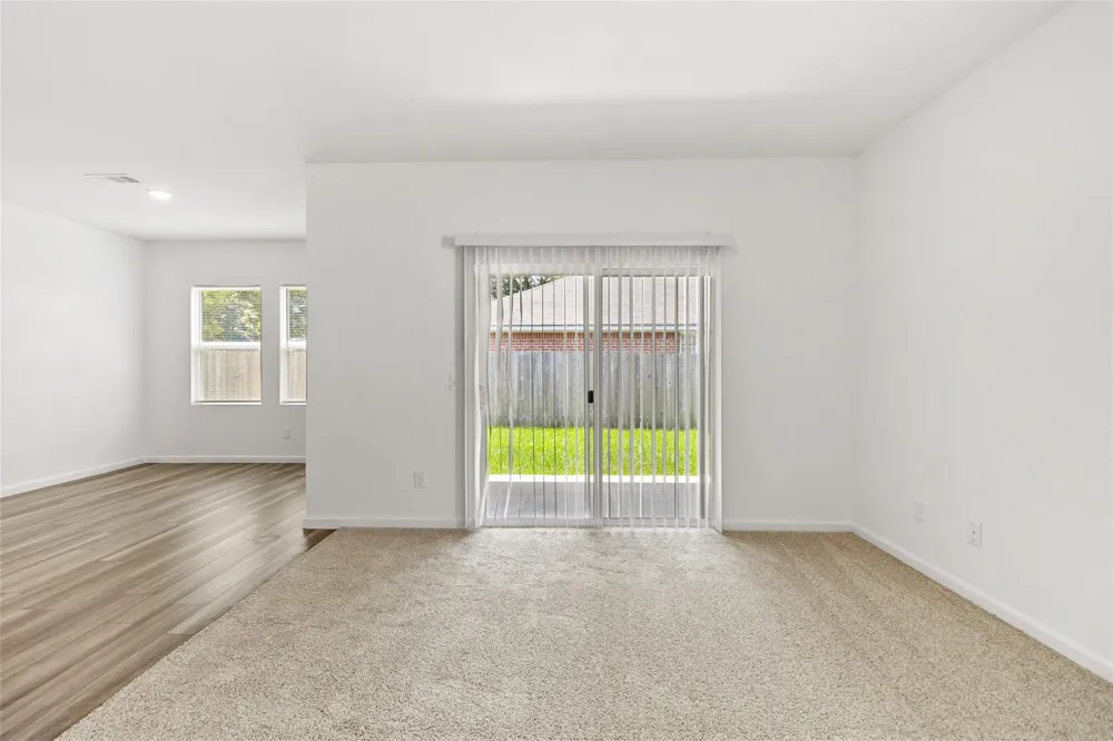 3602 Admiralty Drive Huffman, TX 77336