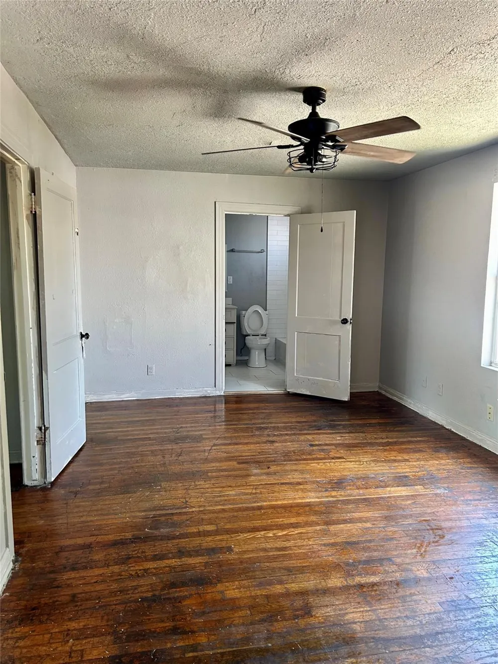 605 E Hunnicutt Street #C Baytown, TX 77520