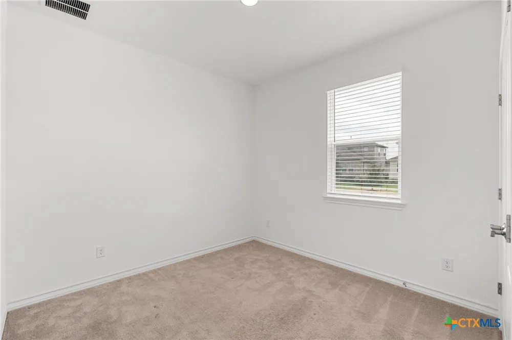 223 Flowers Avenue Hutto, TX 78634