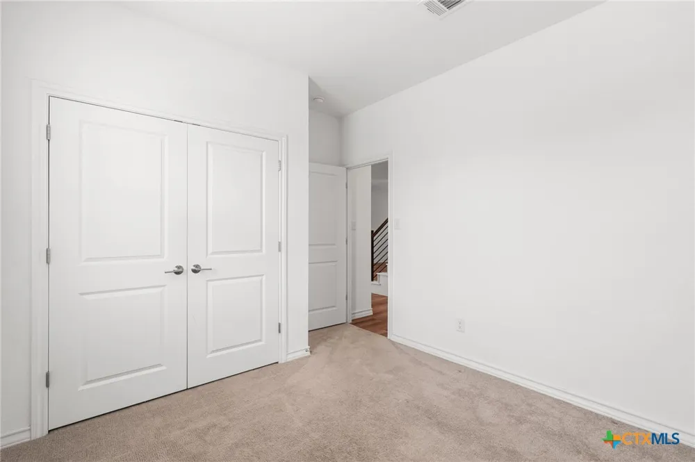 223 Flowers Avenue Hutto, TX 78634