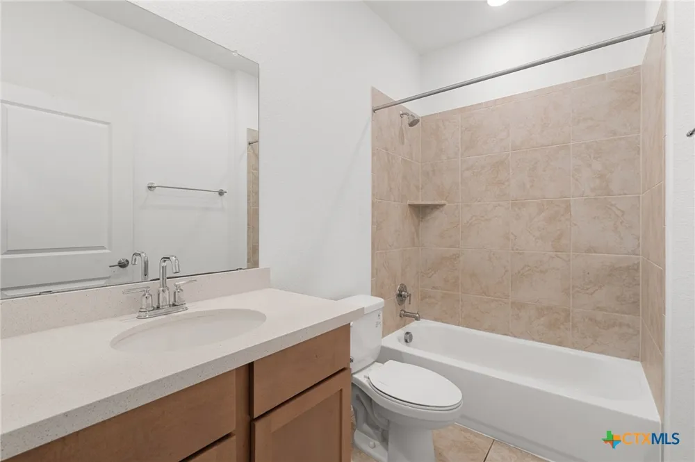 223 Flowers Avenue Hutto, TX 78634