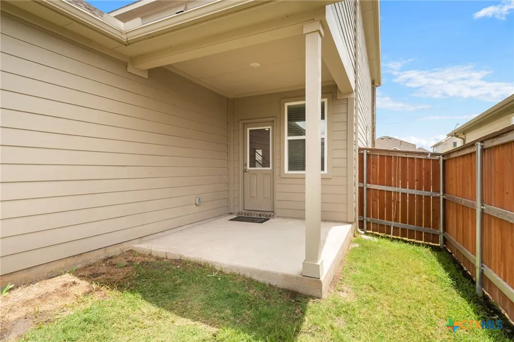 223 Flowers Avenue Hutto, TX 78634