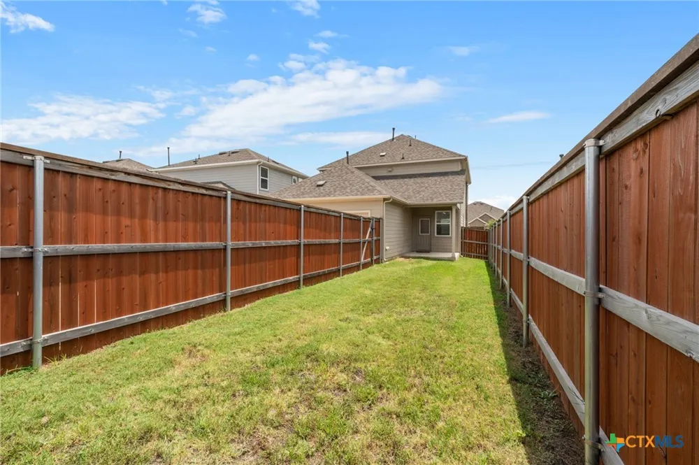 223 Flowers Avenue Hutto, TX 78634
