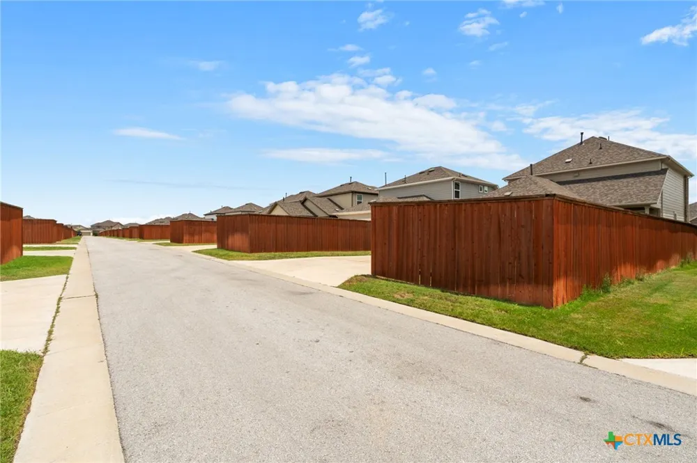 223 Flowers Avenue Hutto, TX 78634